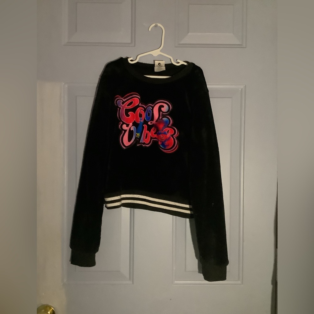 Trolls sweater